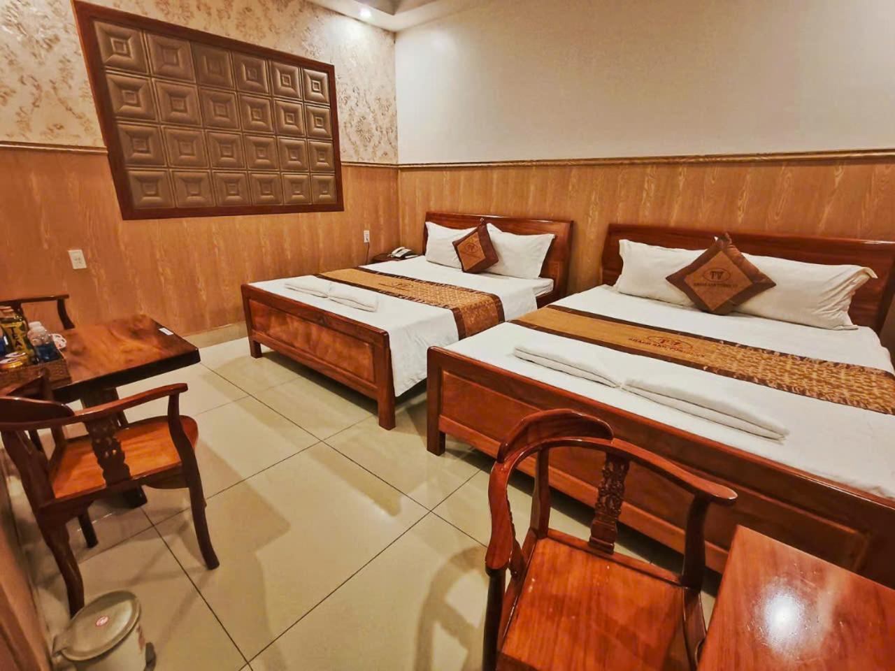 Khach San Tuong Vy Hotel Rach Gia Exterior photo